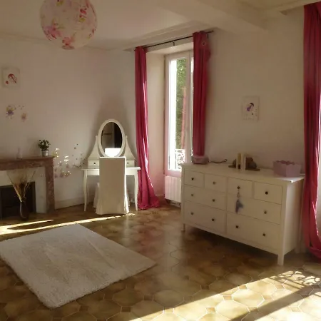 At Petit Champagne Bed & Breakfast